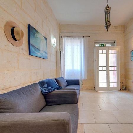 Victory View One Bedroom Apartment バレッタ エクステリア 写真