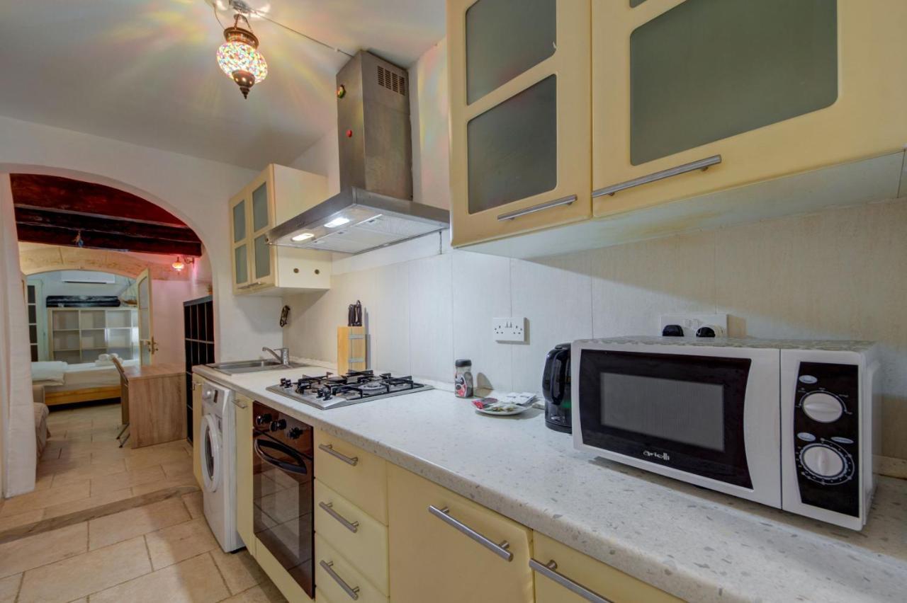 Victory View One Bedroom Apartment バレッタ エクステリア 写真