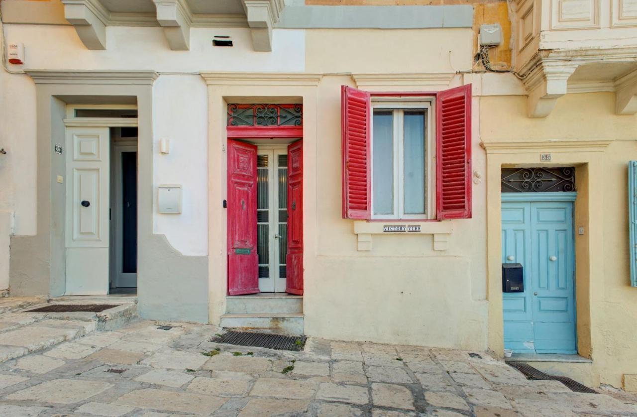Victory View One Bedroom Apartment バレッタ エクステリア 写真